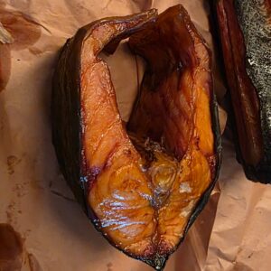 Wędzony sum Warszawa – tradycyjnie wędzony, świeży i naturalny